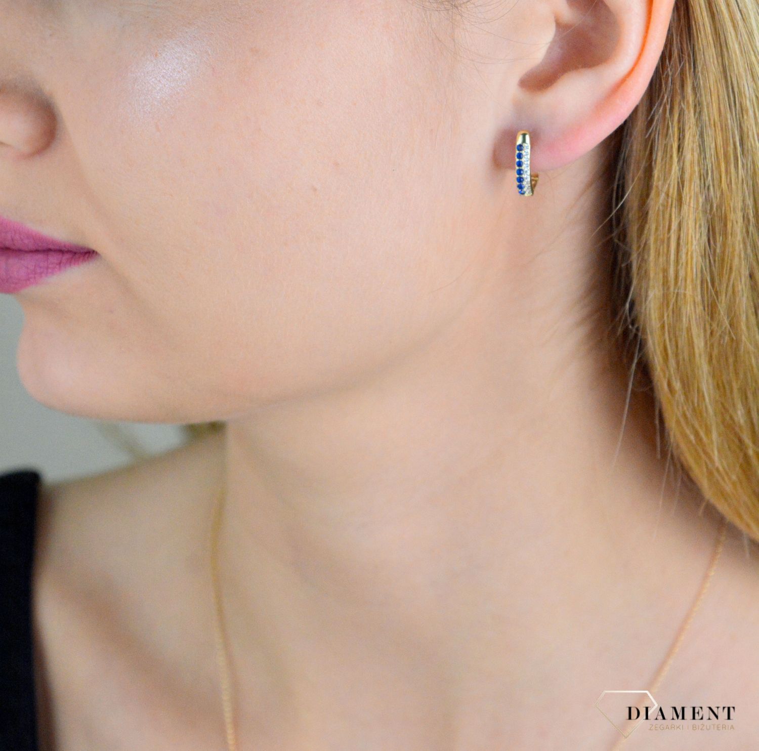 Złote kolczyki damskie 375 z granatowymi cyrkoniami KL 8860B 375.jpg